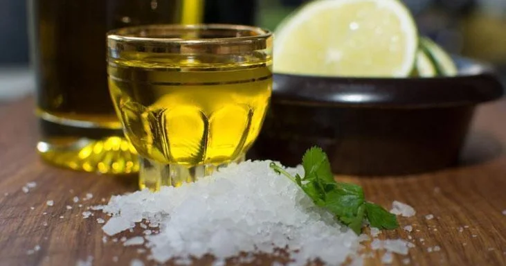 Zeytun yağına niyə duz əlavə olunur? aromanı tamamilə dəyişdirən sirr