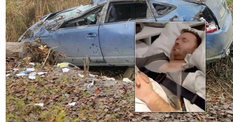 Qəzada atası və övladını itirən xanəndənin təcili tibbi yardım maşınında görüntüsü yayıldı VİDEO