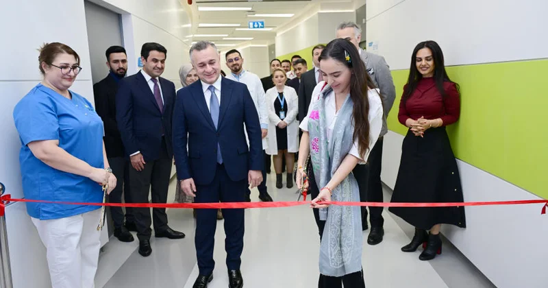 Leyla Əliyeva Liv Bona Dea Hospitalında Sümük iliyi nəqli mərkəzinin açılışında iştirak edib FOTO