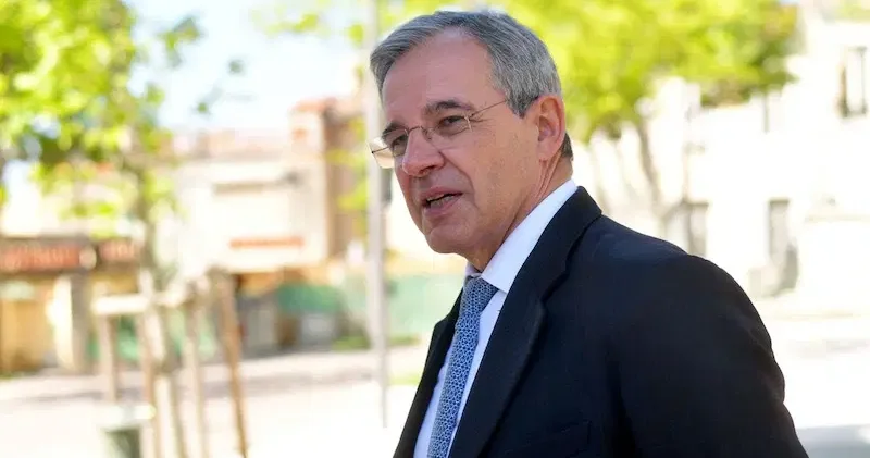 Avroparlamentari qurumun “marginallaşmasından” danışıb