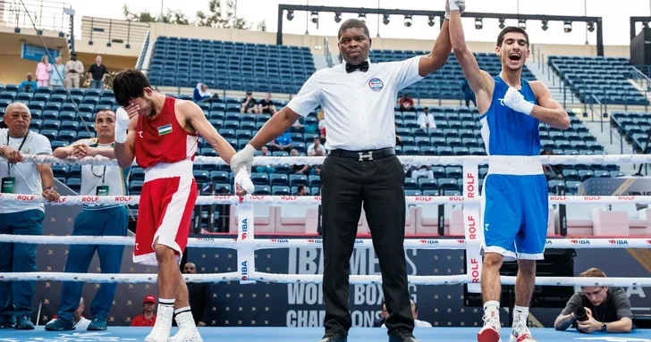 Чемпионат мира в Дубае: три азербайджанских боксера вышли в полуфинал