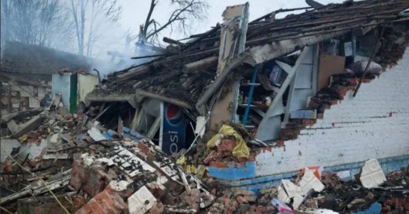 Rusiya ordusu Ukraynanın Sumı vilayətini bombalayıb, ölənlər və yaralananlar var