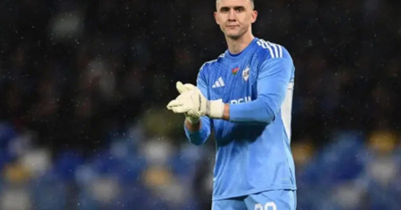 Koxalskinin seyvi ən yaxşılar sırasında Video