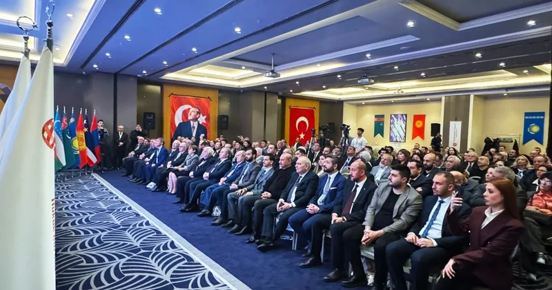 Boz Qurd simpoziumu başa catıb FOTOLAR