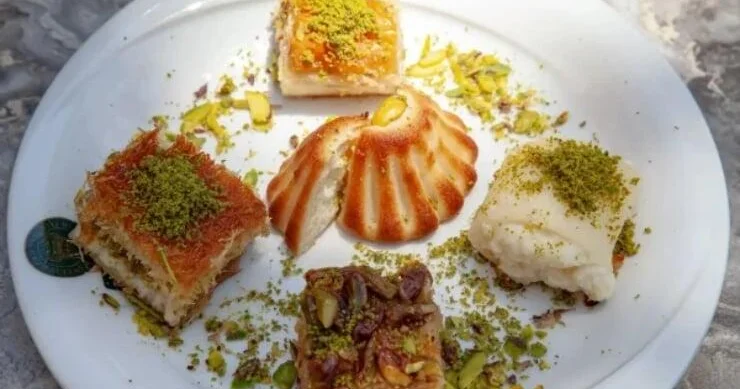 Yeməkdən sonra şirniyyat istəyi normaldır?