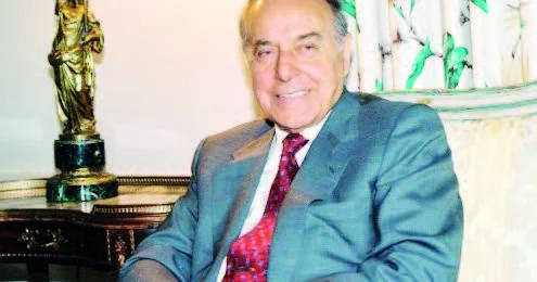 “Qarşımda belə böyük siyasətçi var, mən necə yorula bilərəm...”