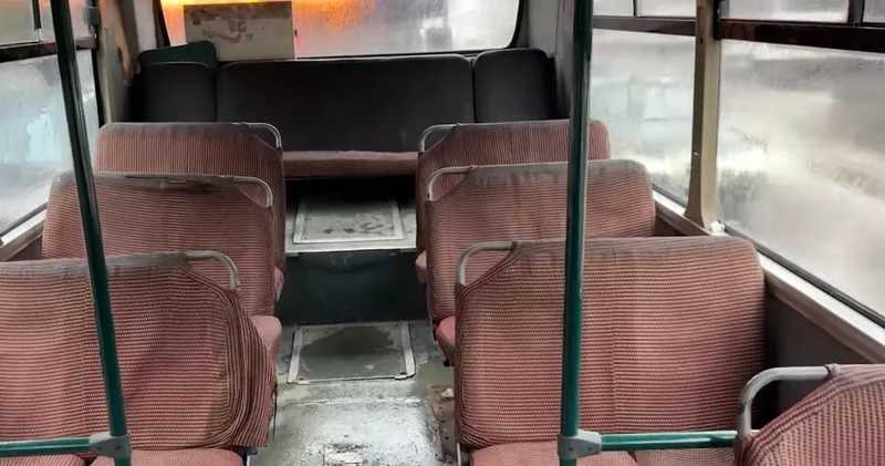 Çirkli və sınıq avtobuslar: Bakıda sərnişin daşınmasında ciddi problem VİDEO