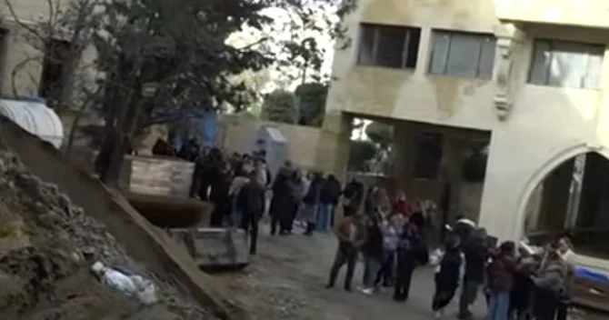 İncəsənət Gimnaziyasındakı vəziyyət valideynləri özündən çıxardı: Musiqini onlayn keçmək olar?!