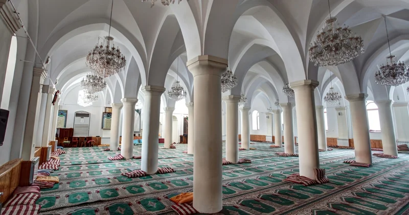 Məsciddə baş verən qətllə bağlı məhkəmə başladı KONKRET