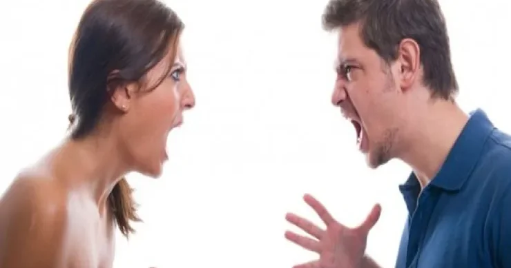 Xırdalanda ŞOK: qadın cinsi əlaqə istəyən ərinin başını yardı