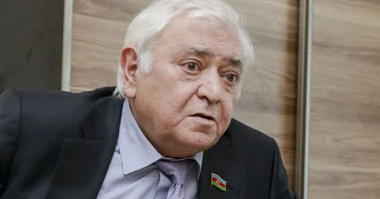 “Qarabağ”ı tənqid edənlər səhv yoldadı” Aqil Abbas Qurbanovla Nərimana sinə gərdi