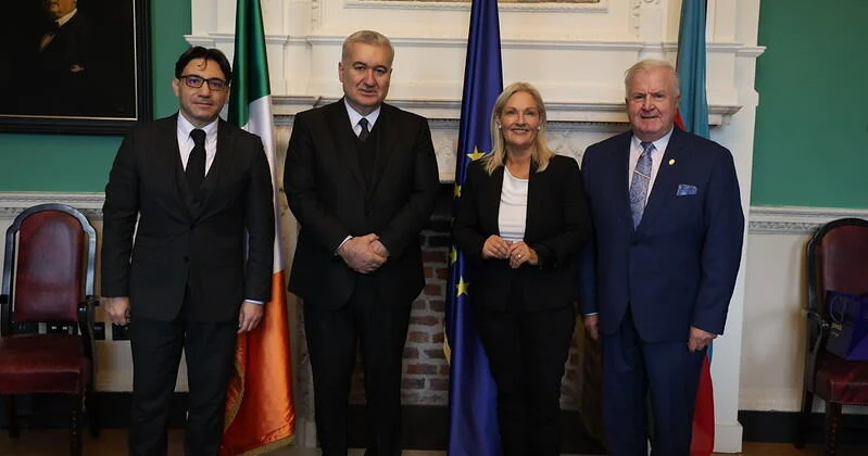 Элин Сулейманов встретился со спикером парламента Ирландии ФОТО