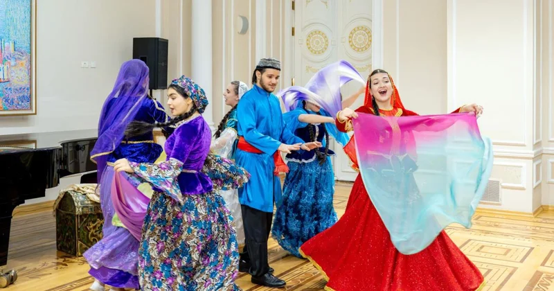 Azərbaycan Milli İncəsənət Muzeyində “Arşın mal alan” adlı tamaşası nümayiş olunub FOTO