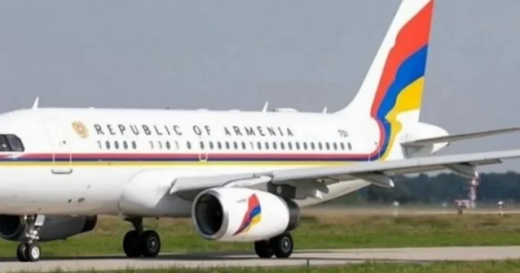 Paşinyanın təyyarəsi Tver üzərində təxminən bir saat dövrə vurub