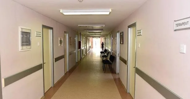 Gəncədə 42 yaşlı binanın ikinci mərtəbəsindən yıxılıb