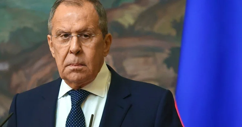 Bu, Zelenski üçün yaşamaq məsələsidir Lavrov