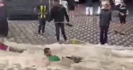 В Саудовской Аравии радуются обильным дождям ВИДЕО