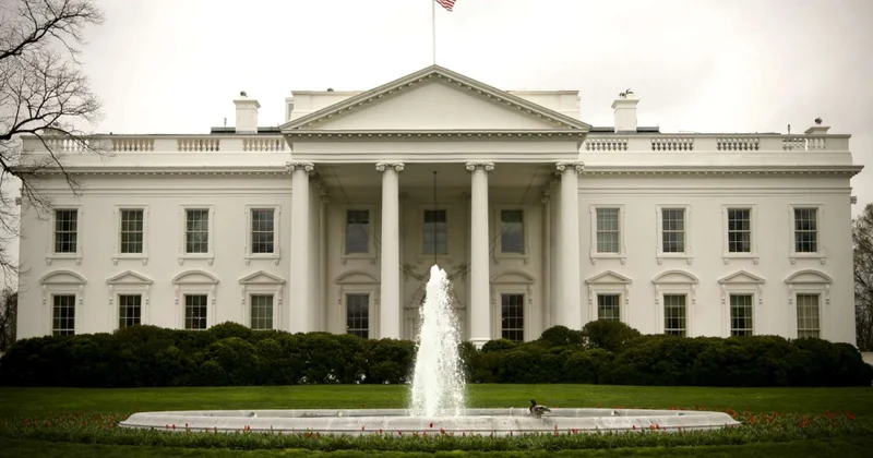 ABŞ Prezidenti Kamboca və Tailandla münaqişənin həllini müzakirə edəcək