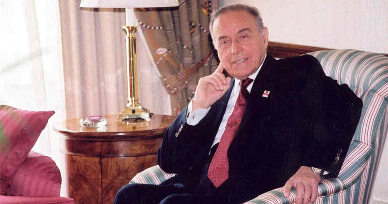 Heydər Əliyev Azərbaycan xalqının yaddaşında misilsiz xidmətləri ilə əbədi yer tutmuş, müasir dövlətçilik tariximizin ən parlaq simalarından biridir