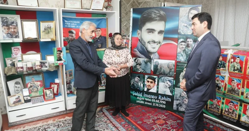 İcra başçısı şəhid Rəhim İmamovun ailəsini ziyarət edib