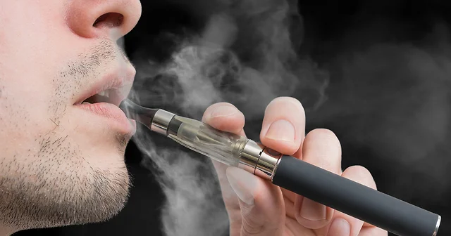 Баку заваливают вейпами: весь мир запрещает, а у нас витрина табачного бизнеса Minval Politika