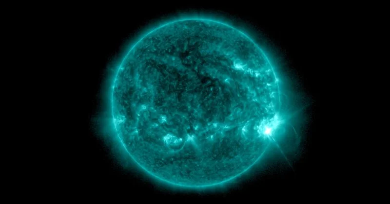 Dekabrın 11 nə keçən gecə güclü günəş partlayışı baş verib