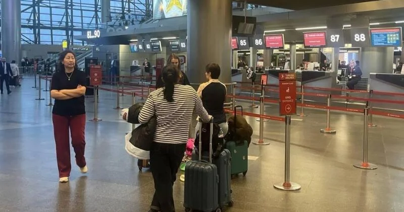 Аэропорт Внуково задержал все рейсы ФОТО ВИДЕО