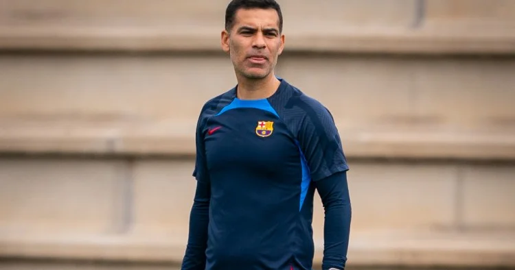 Bu millini Barselona nın sabiq futbolçusu çalışdıracaq
