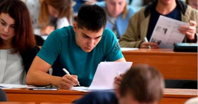 Qaçqın statusu olan şəxslər təhsil xərclərindən azad edilmir Vəkildən AÇIQLAMA