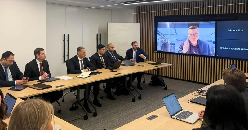 Минтранспорта Азербайджана и американская компания обсудили развитие Среднего коридора ФОТО