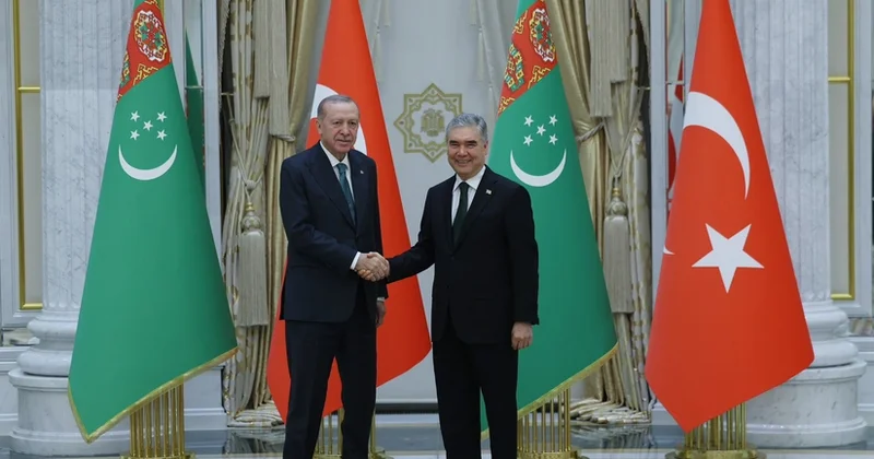 Ərdoğan Aşqabadda Qurbanqulu Berdiməhəmmədovla görüşdü
