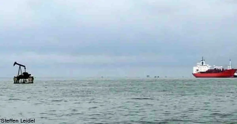 Venesuela ABŞ əsgərlərinin öz sahillərindəki tankeri basqın etməsini pisləyib