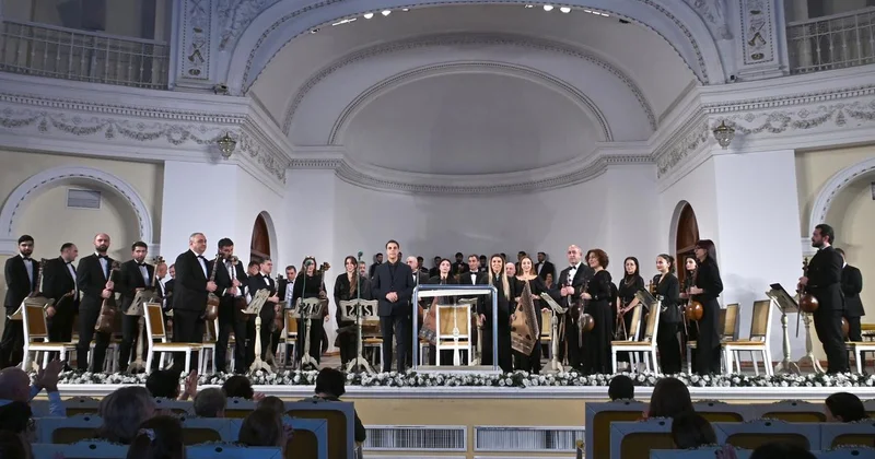 В Баку состоялся торжественный вечер, посвященный 150 летию выдающегося государственного деятеля Фатали хана Хойского (ФОТО)