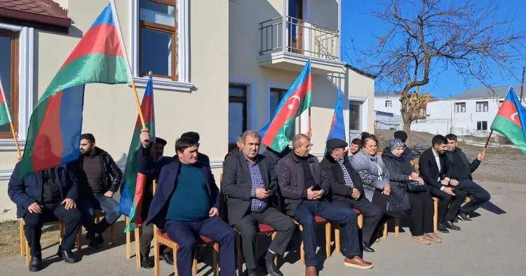 Xocalının Ballıca və Badara kəndinə 56 nəfər qayıtdı FOTO