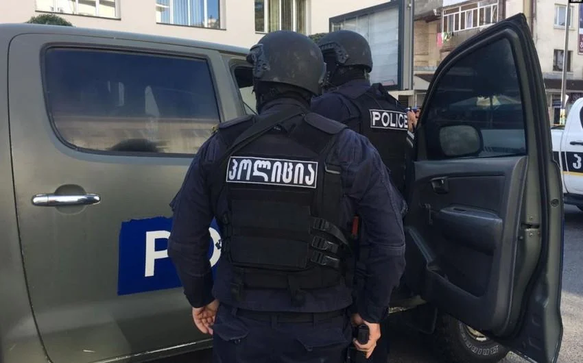 Gürcüstan polisi Batumi və Tbilisidə ondan çox etirazçını saxlayıb