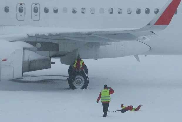 Pulkovo hava limanında uçuşlar bərpa edilib YENİLƏNİB2