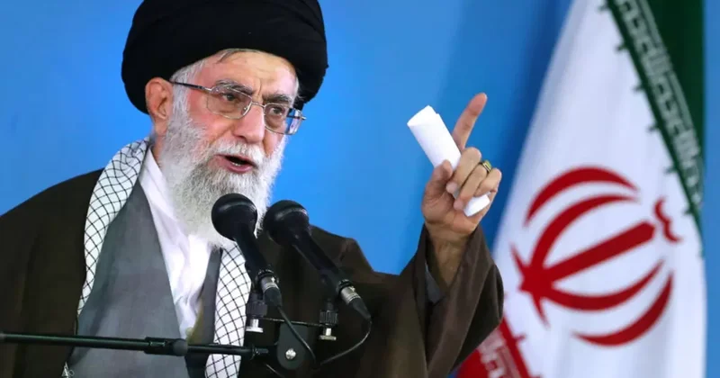 Хаменеи выразил благодарность за акции в поддержку правительства