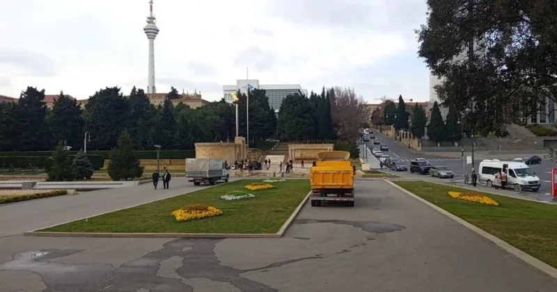Şəhidlər xiyabanında 20 Yanvar faciəsinin 36 cı ildönümü ilə bağlı hazırlıq işlərinə başlanılır