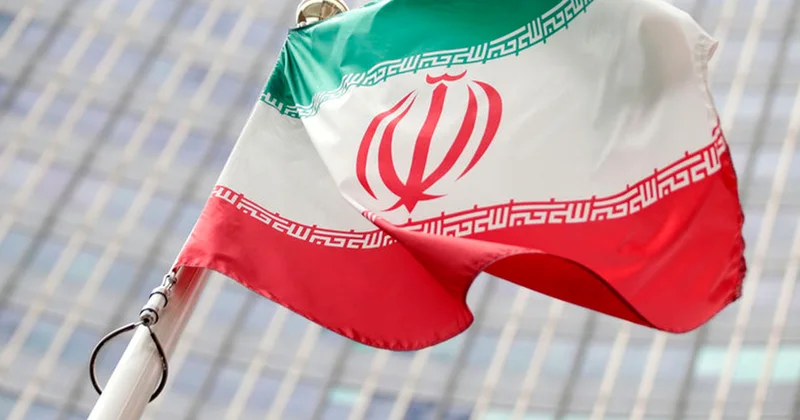 Bu ölkənin səfirliyinin əməkdaşları İranı tərk edir