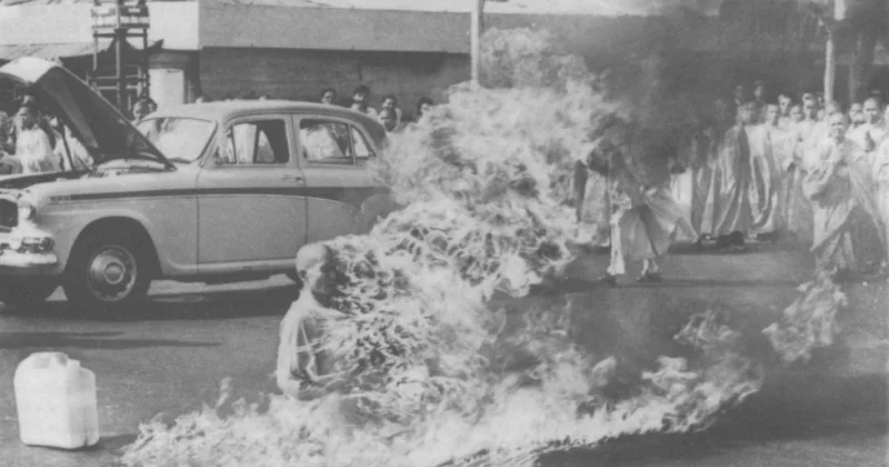 Две фотографии, которые изменили судьбу мира былое и думы