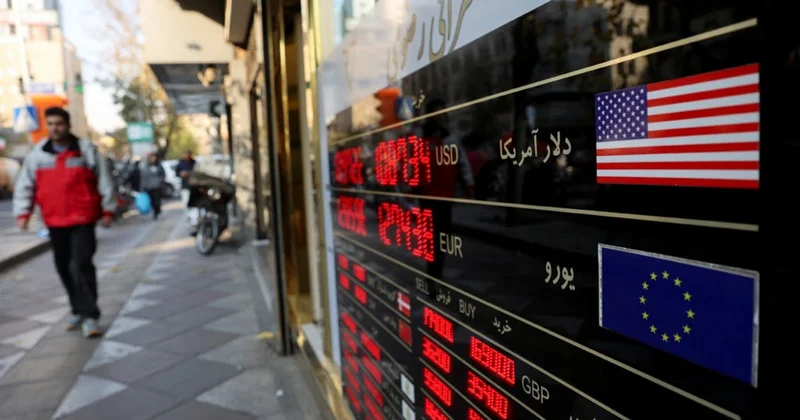 Курс риала побил новый антирекорд на фоне протестов в Иране