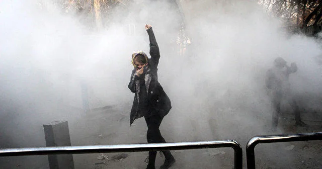 İranda məşhur rejissor aksiyalar zamanı öldürüldü