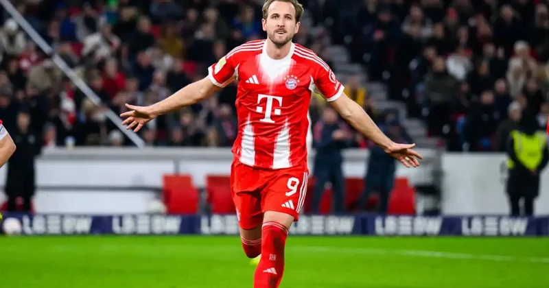 Bundesliqada hamını arxada qoydu