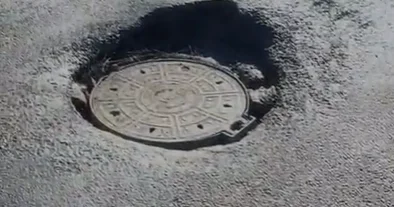 Xırdalanda təhlükəli kanalizasiya lüku Motosiklet sürücüsü qəza keçirdi