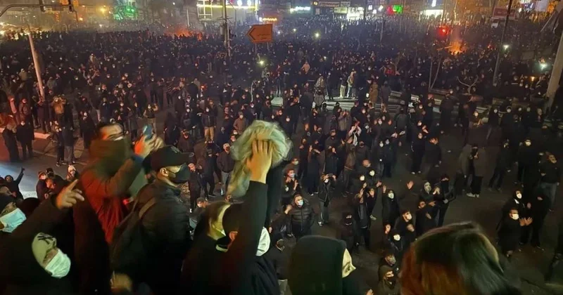 İranda etnik repressiyalar başladı