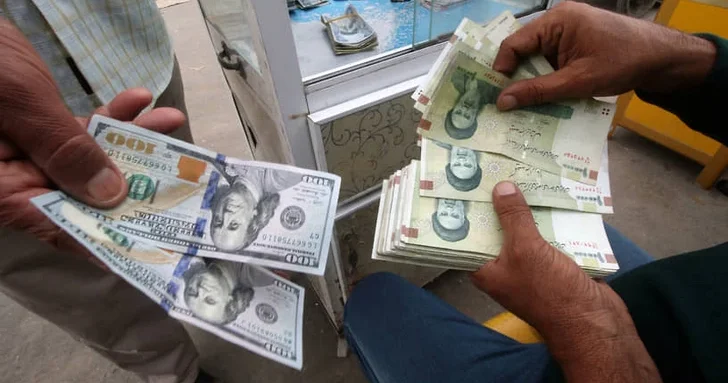 Национальная валюта Ирана рухнула до исторического минимума на фоне массовых протестов