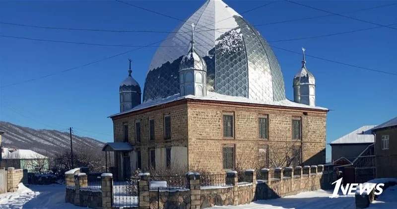 Архитектурное наследие Гусарского района: Мечеть в селе Аниг ФОТО