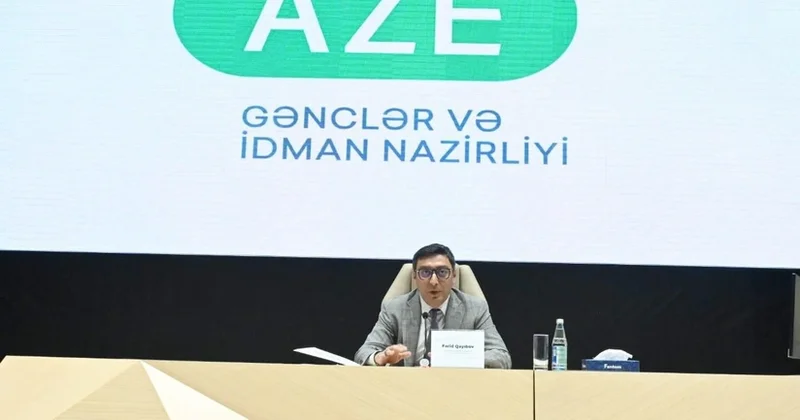 Gənclər və idman naziri idmançılarla görüşüb