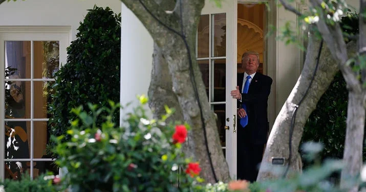 Ağ Ev: Tramp ABŞ nin hərbi gücündən İranda istifadəyə icazə verib