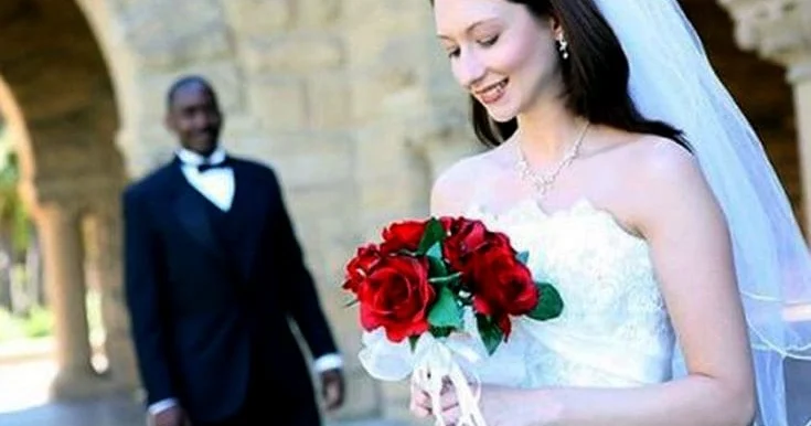 Azərbaycanda əcnəbilərlə nikah: Statistika və yeni qanunvericilik tələbləri